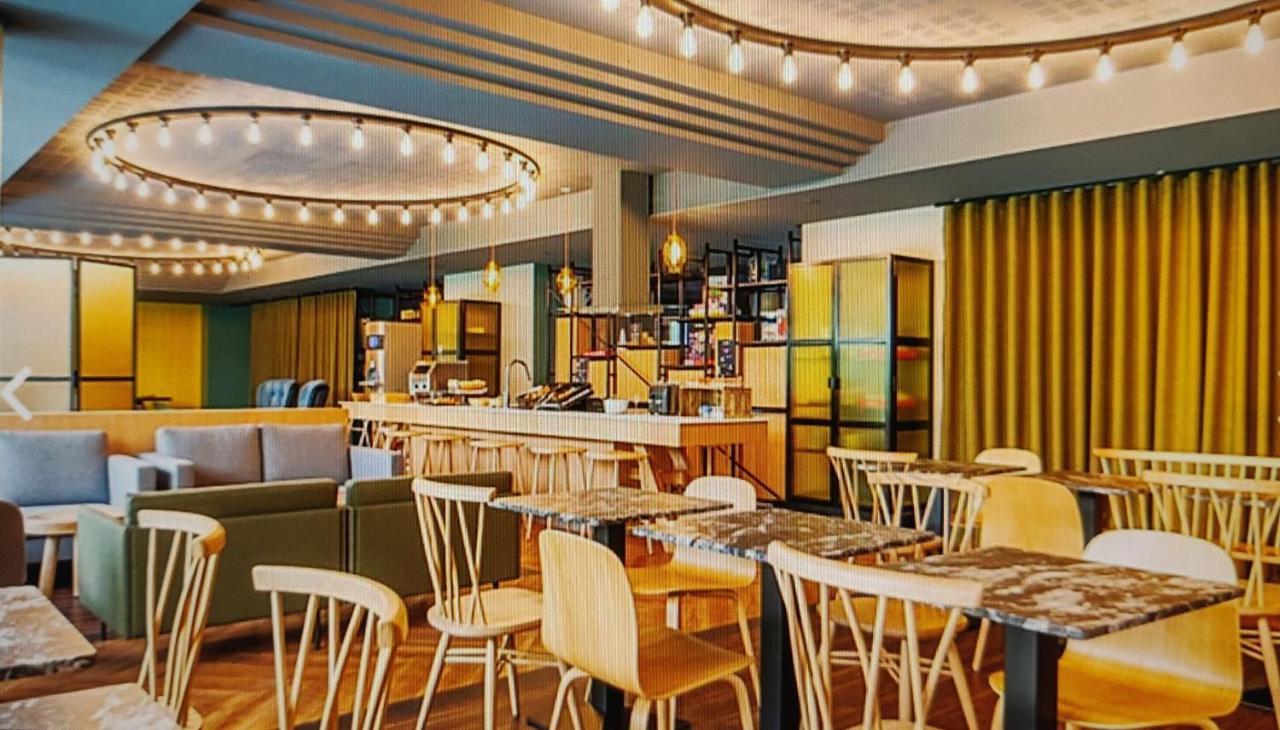 Stayparis Issy-les-Moulineaux Luaran gambar